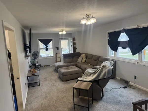 $109,000 | 515 West High Street, Portland, IN 47371