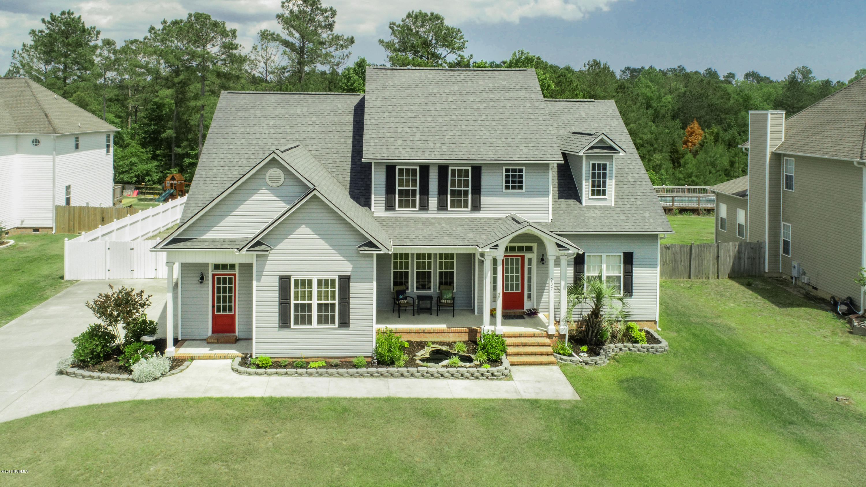 207 Middle Ridge Drive Hubert, NC 28539 - Photo 1 of 68 untitled-0975