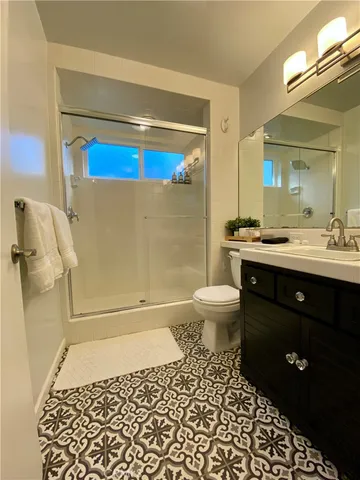 $2,500 | 23870 Lakeview Drive, Crestline, CA 92325