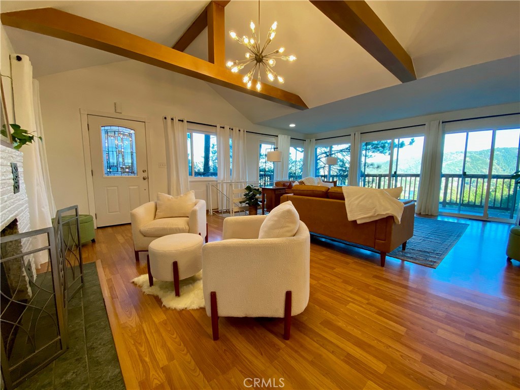 23870 Lakeview Drive Crestline, CA 92325 - Photo 7 of 20 High ceilings in open kitchen dining areas
