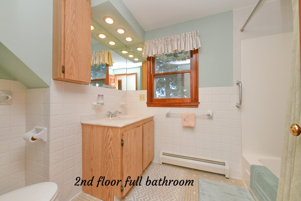 18 Gibbs Road Bourne, MA 02562 - Photo 25 of 42