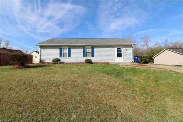 $1,600 | 2502 Bethabara Road, Winston-Salem, NC 27106