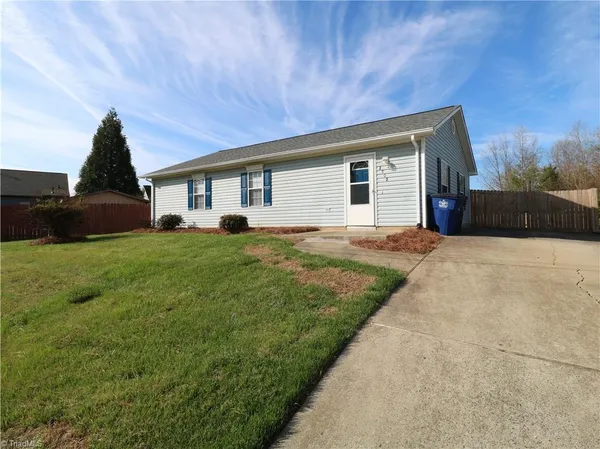 $1,600 | 2502 Bethabara Road, Winston-Salem, NC 27106