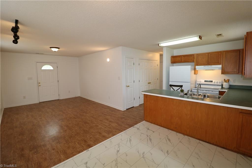 2502 Bethabara Road Winston-Salem, NC 27106 - Photo 5 of 22