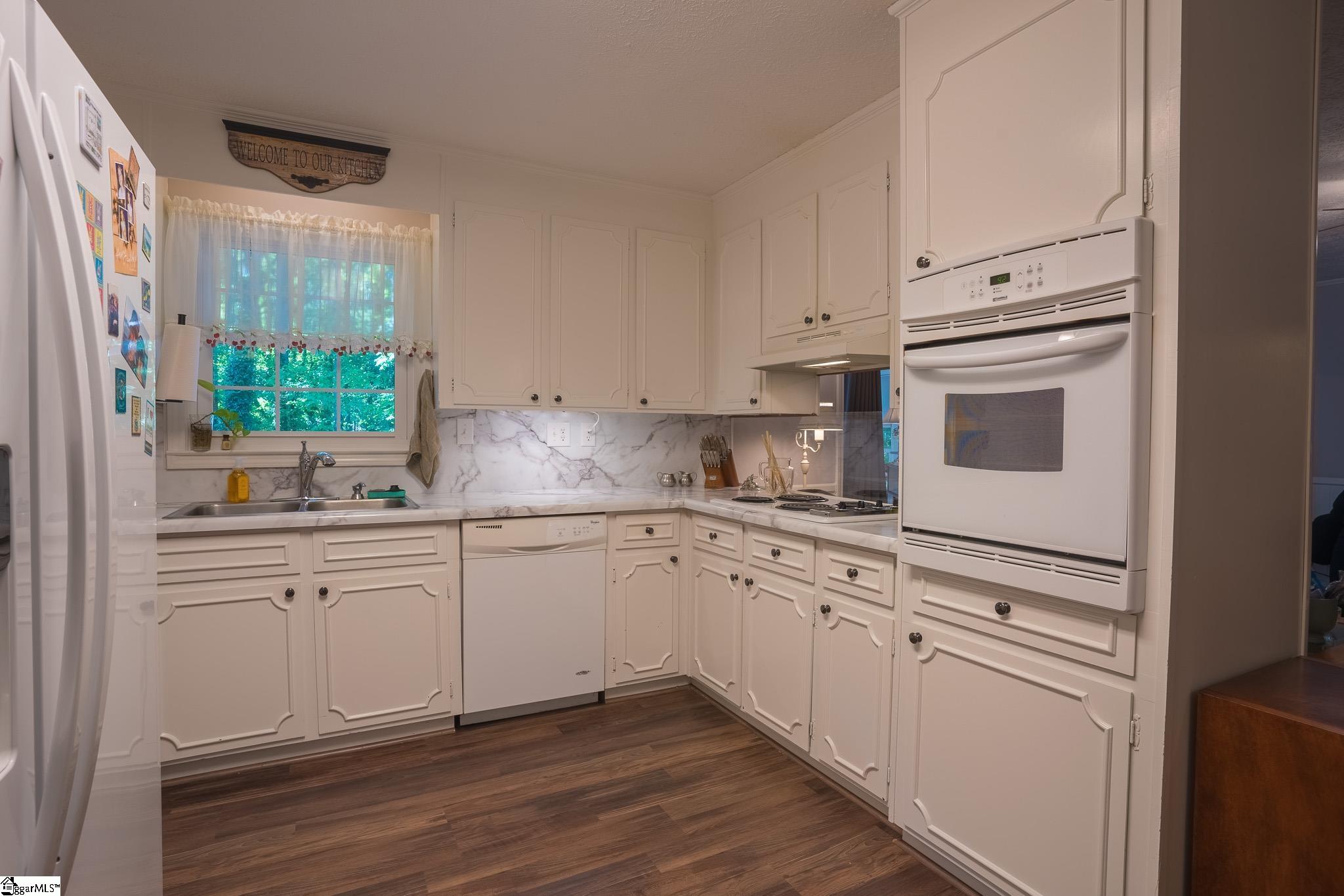 112 Wallingford Road Greenville, SC 29609 - Photo 10 of 22 Gallery Image 10