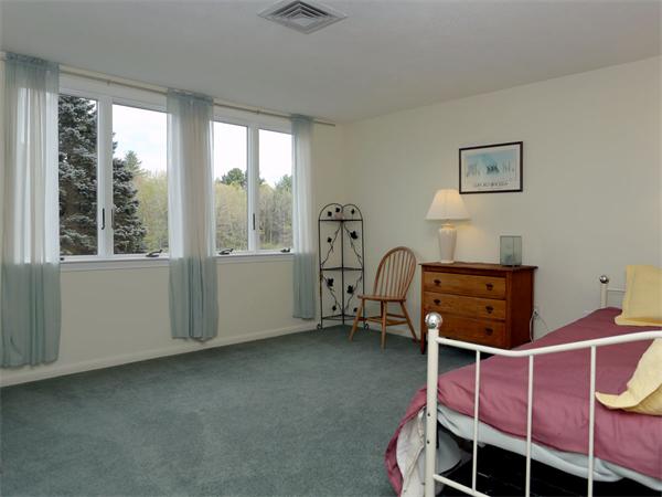 163 Lindsay Pond Road Concord, MA 01742 - Photo 14 of 23 Gallery Image 14