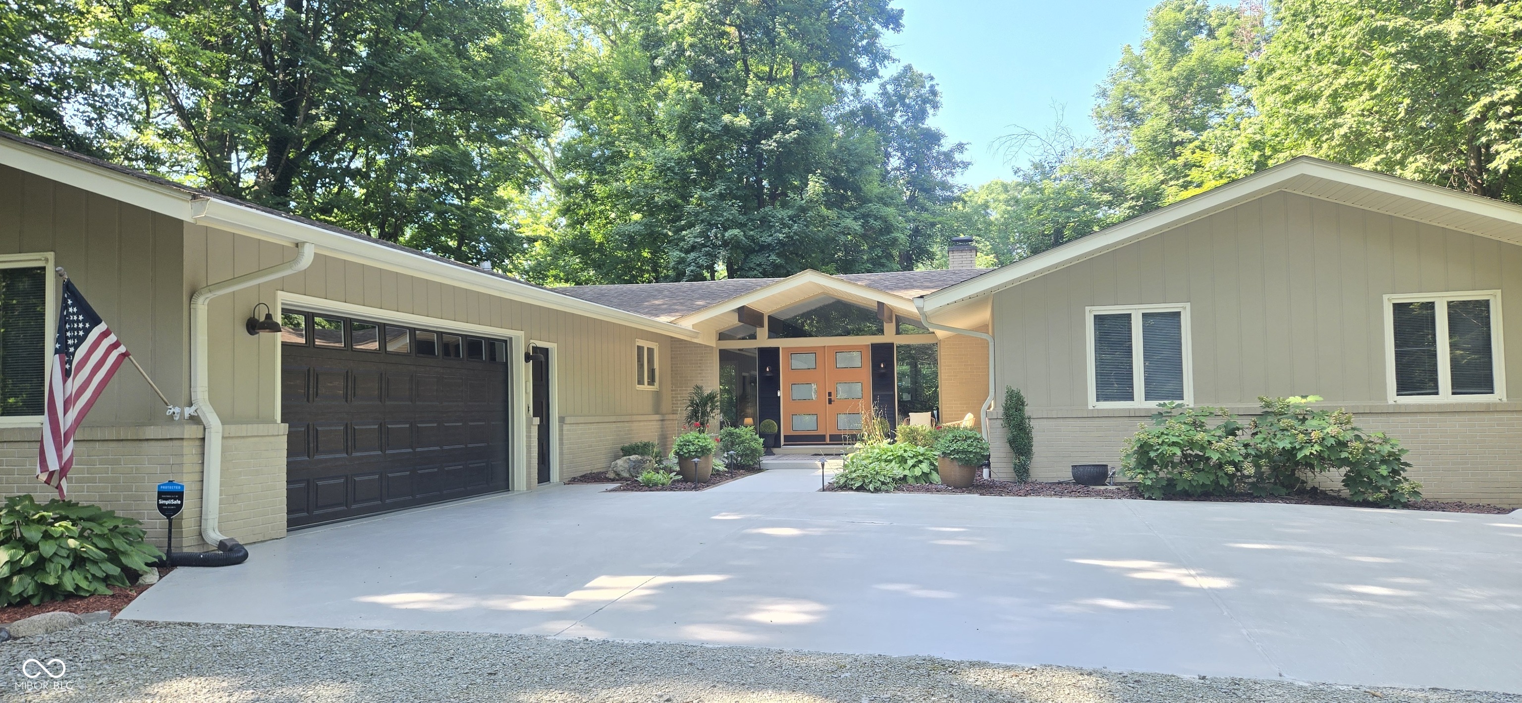 1607 Van Buskirk Road Anderson, IN 46011 - Photo 1 of 86