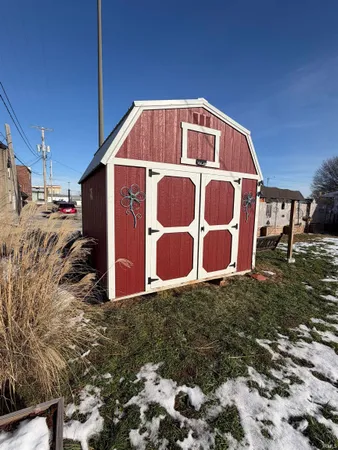 $214,900 | 88 Southeast 1st Street, Linton, IN 47441