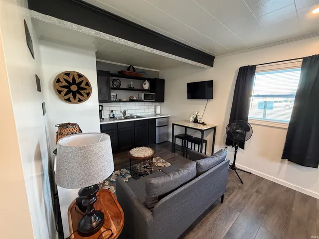 $224,900 | 88 Southeast 1st Street, Linton, IN 47441