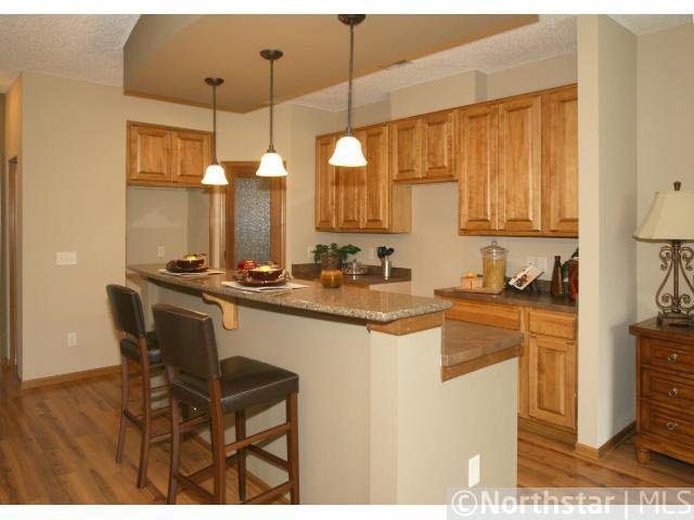 406 Valley Commons Hudson, WI 54016 - Photo 5 of 12 Gallery Image 5