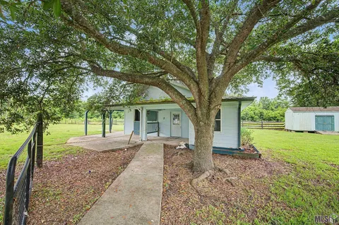 $419,000 | 1420 Bayou Paul Lane, St. Gabriel, LA 70776