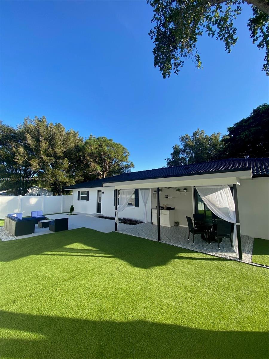 2579 Northwest 32nd Street Boca Raton, FL 33434 - Photo 22 of 32 Gallery Image 22