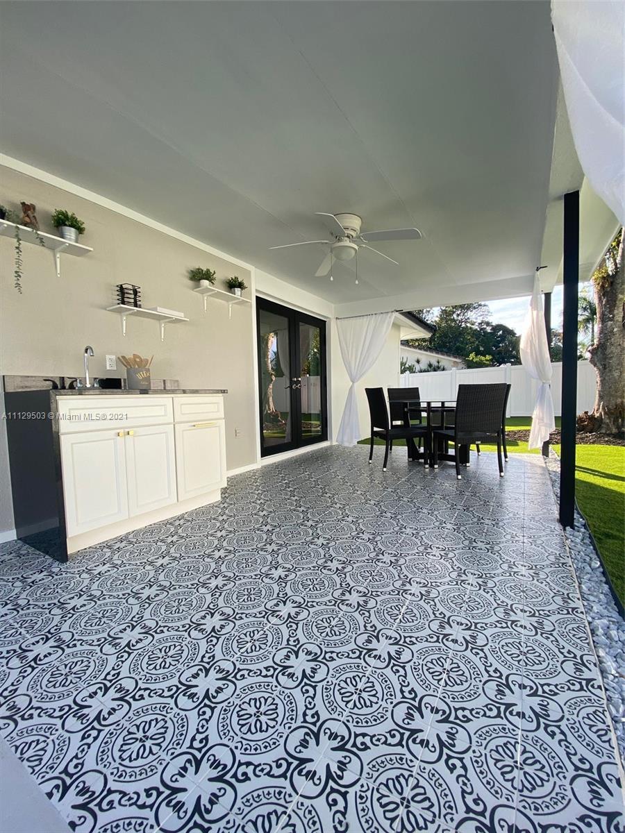 2579 Northwest 32nd Street Boca Raton, FL 33434 - Photo 23 of 32 Gallery Image 23
