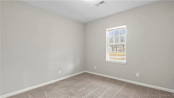 $199,900 | 205 Greenwich Avenue, Eldon, MO 65026