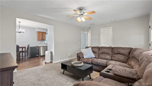 $199,900 | 205 Greenwich Avenue, Eldon, MO 65026