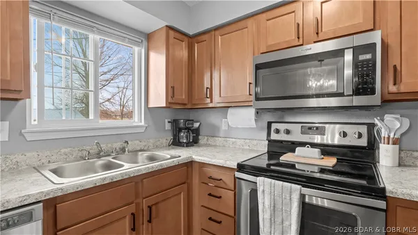 $199,900 | 205 Greenwich Avenue, Eldon, MO 65026