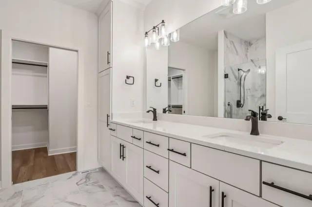 $620,900 | 2108 Bluestem Drive, Unit 1302, Waukesha, WI 53188