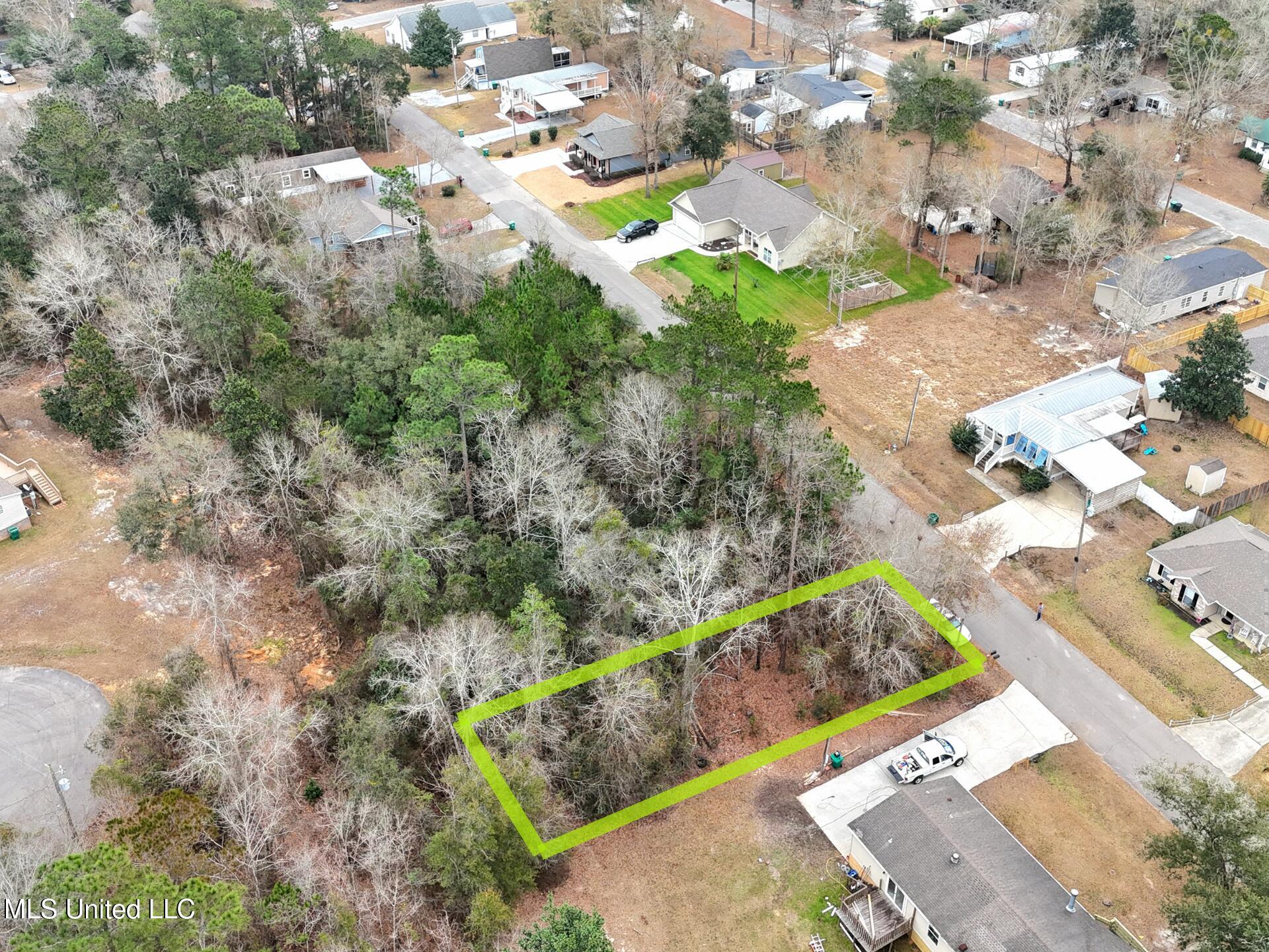 Lilinoe Way Diamondhead, MS 39525 - Photo 4 of 6 Access Rd.. (3)