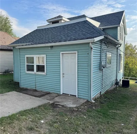 $155,000 | 1714 Grace Street, Hannibal, MO 63401