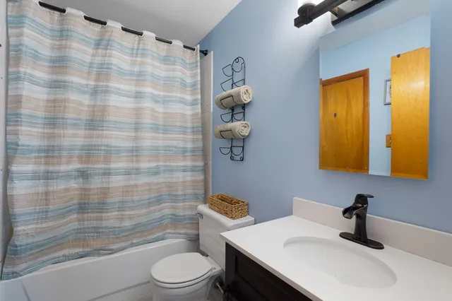 $229,000 | 373 West Millport Drive, Valparaiso, IN 46385