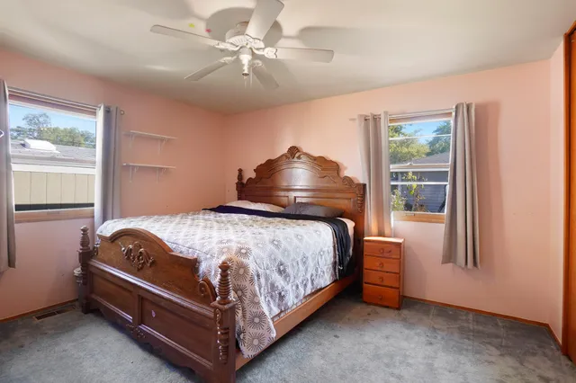 $229,000 | 373 West Millport Drive, Valparaiso, IN 46385