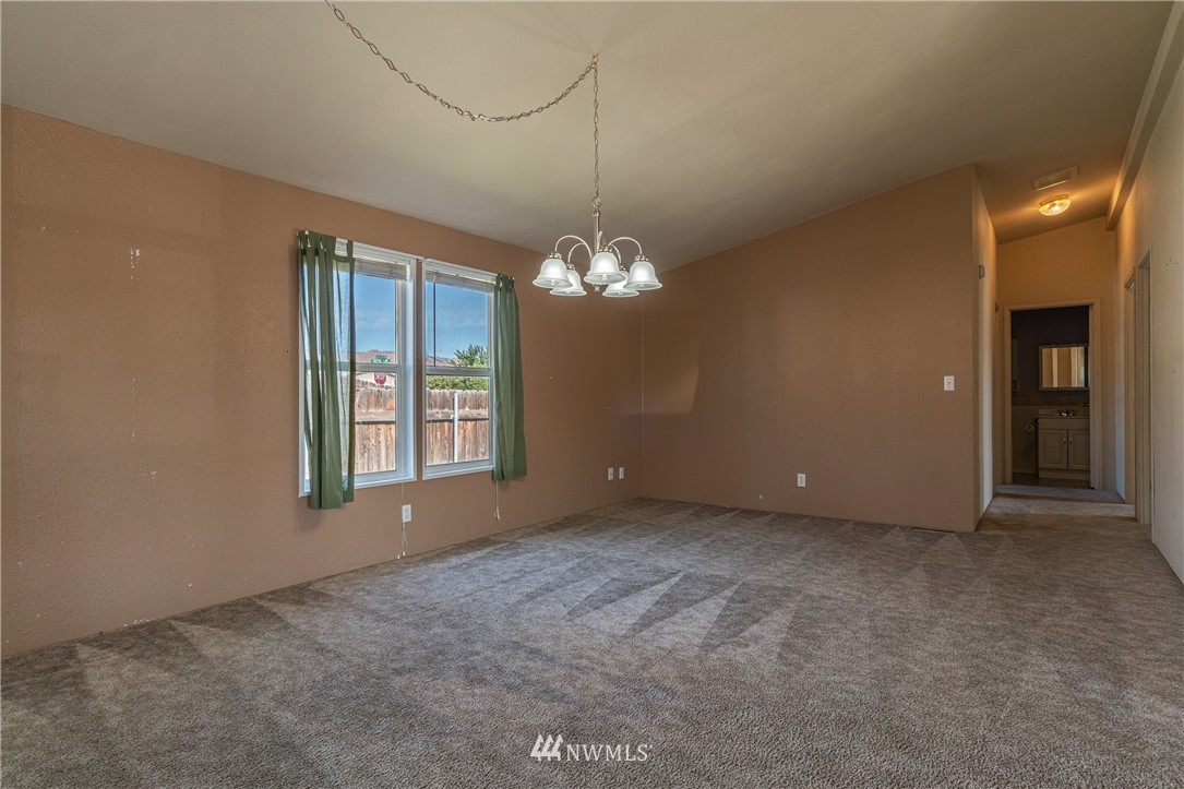1656 Ridgeview Loop Drive Wenatchee, WA 98801 - Photo 14 of 39 Gallery Image 14