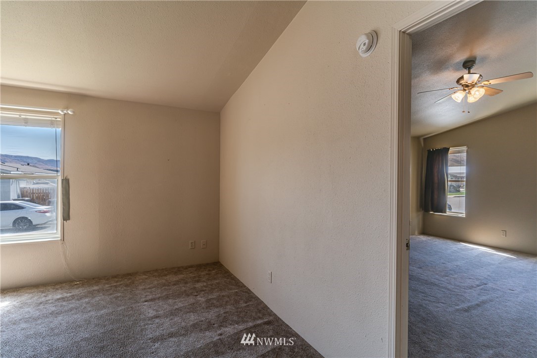 1656 Ridgeview Loop Drive Wenatchee, WA 98801 - Photo 23 of 39 Gallery Image 23