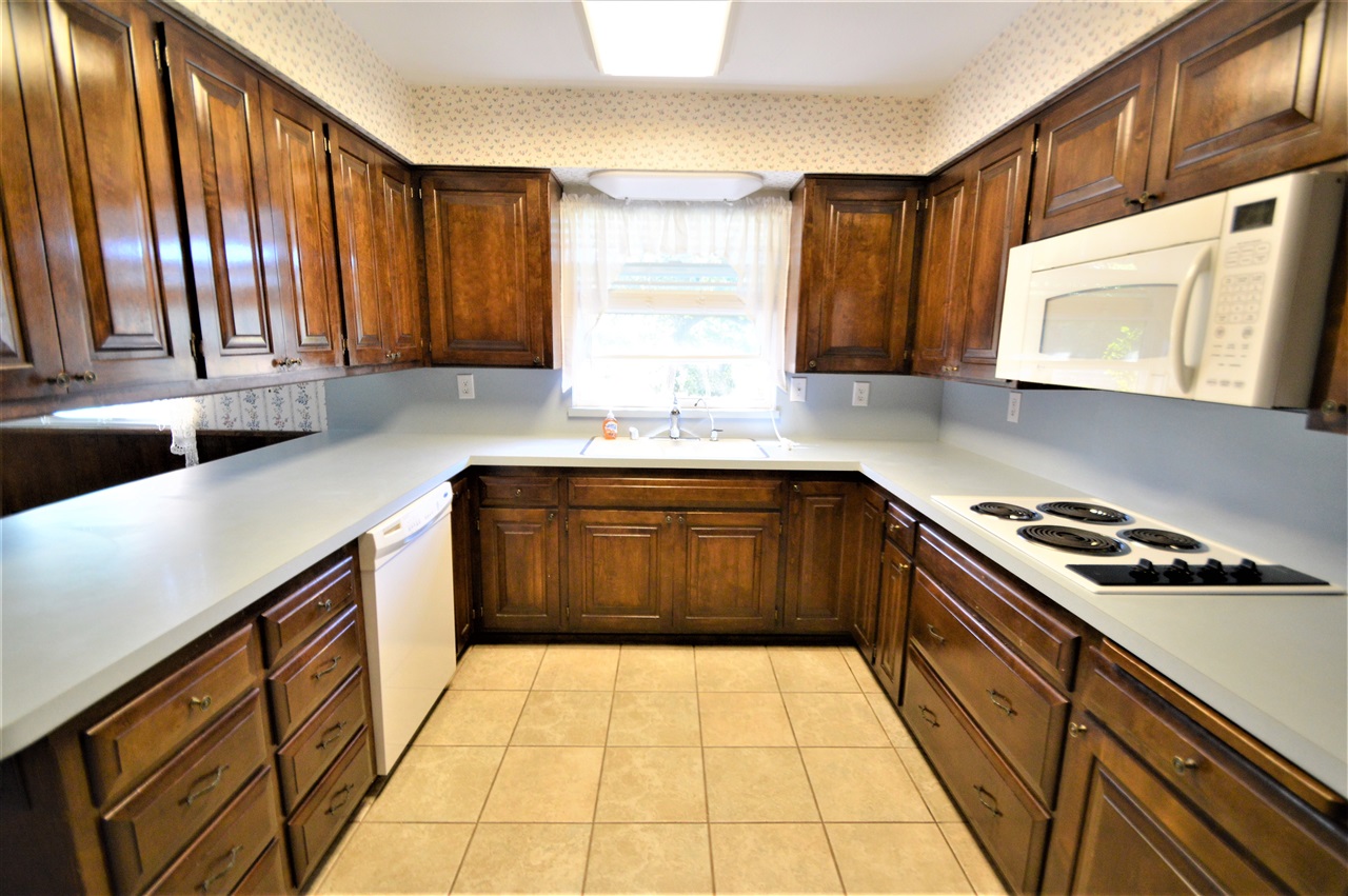 12140 Rockcrest Road Lakeside, CA 92040 - Photo 11 of 25 Gallery Image 11