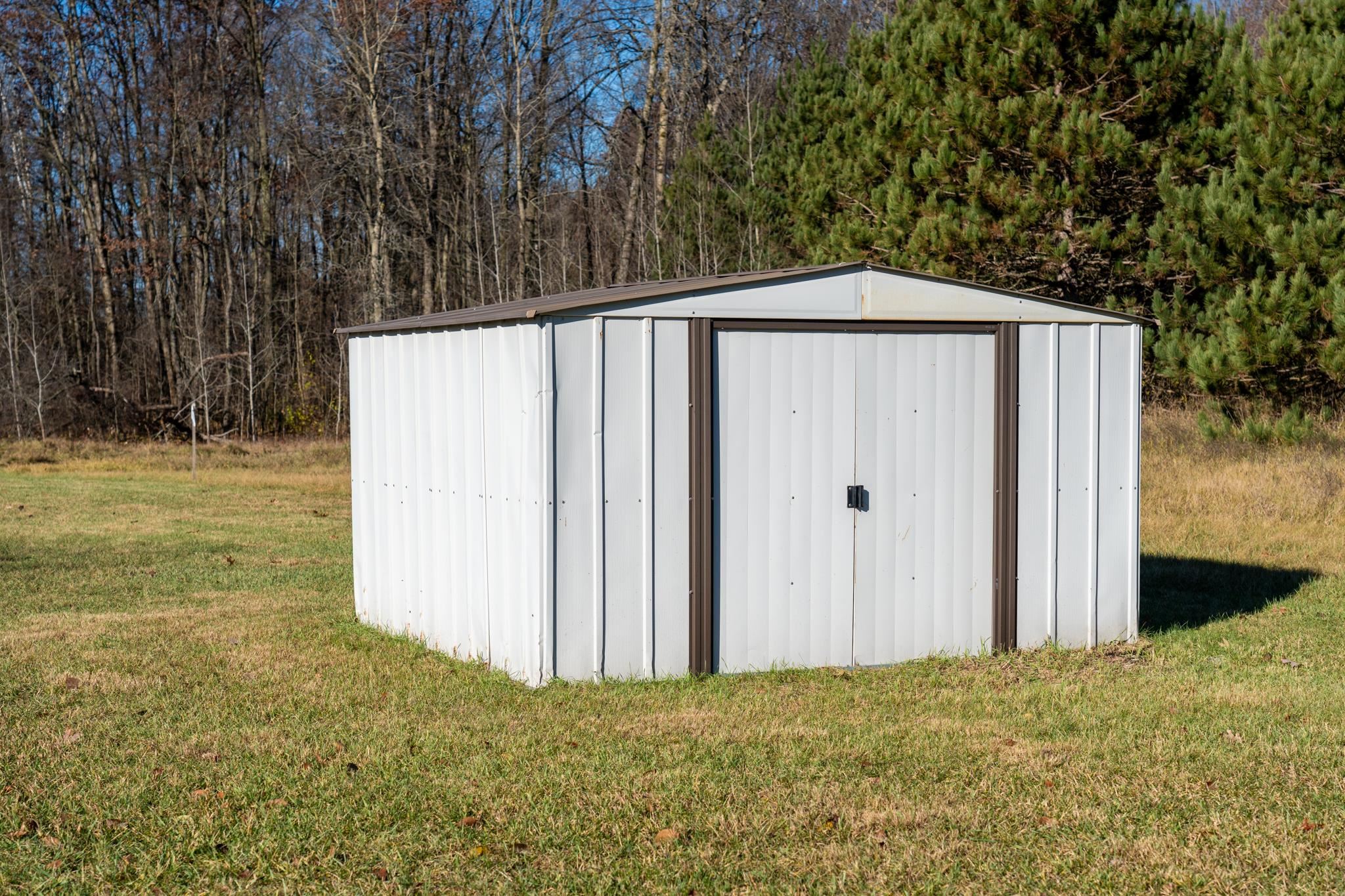 6556 South Coldwater Road Blanchard, MI 49310 - Photo 18 of 72