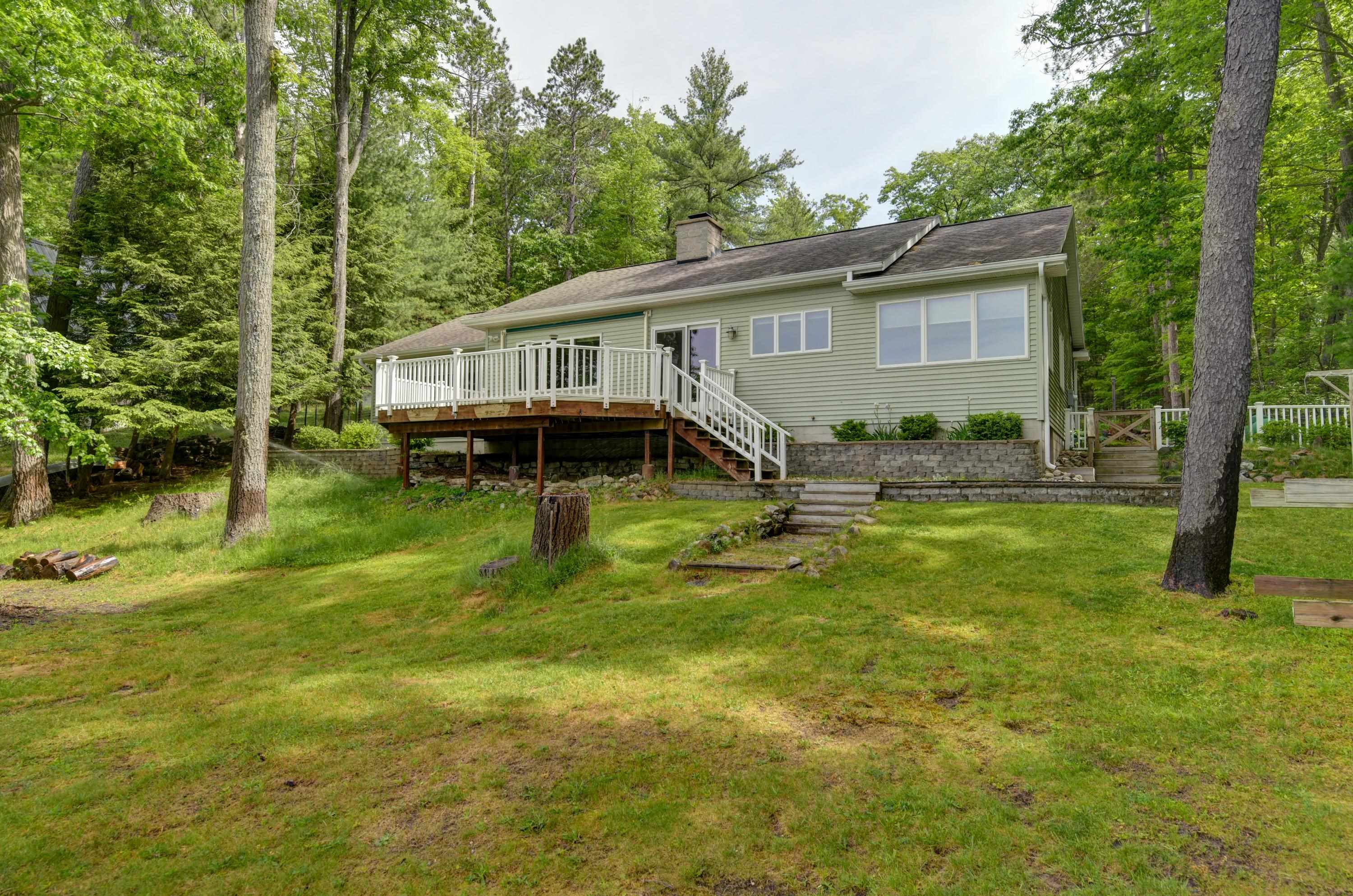 3870 Harolds Road Traverse City, MI 49696 - Photo 8 of 44