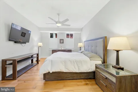 $425,000 | 102-22 Church Street, Unit 309, Philadelphia, PA 19106