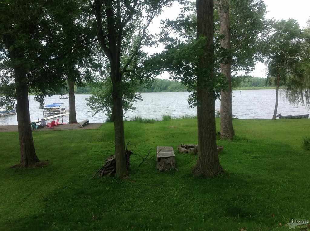 10681 North Oak Knoll Road Rome City, IN 46784 - Photo 3 of 15