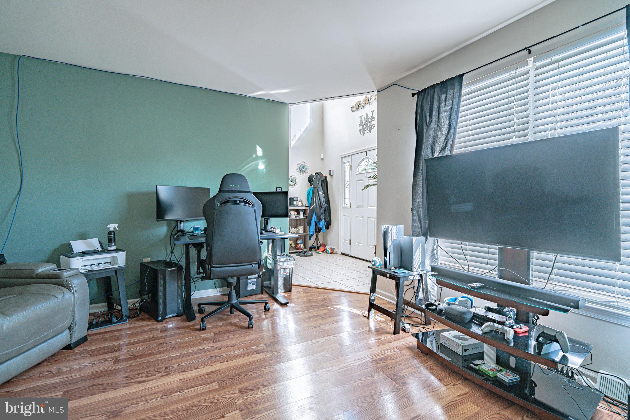 35 Ridgeview Drive Lehighton, PA 18235 - Photo 6 of 58 a living room with furniture and a flat screen tv