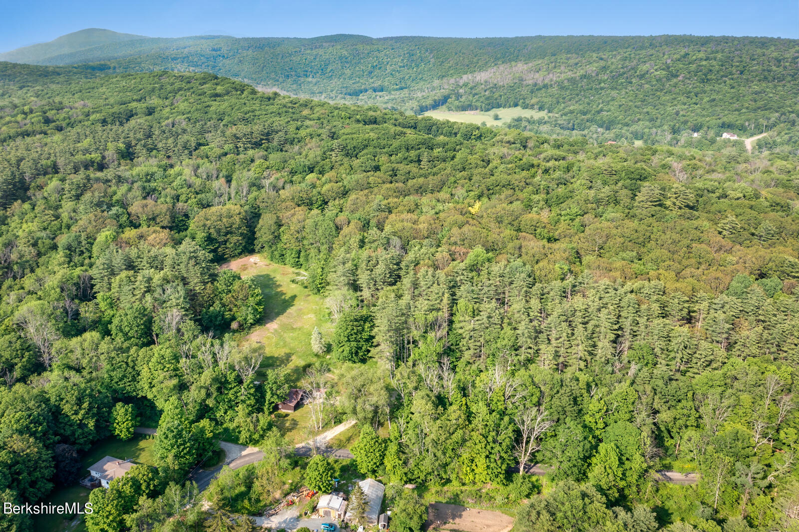 66 Scott Road Lanesborough, MA 01237 - Photo 8 of 11 66 Scott Road