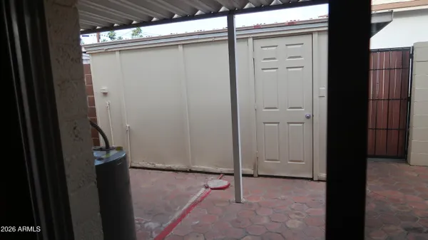 $2,000 | 1627 West Hazelwood Street, Phoenix, AZ 85015