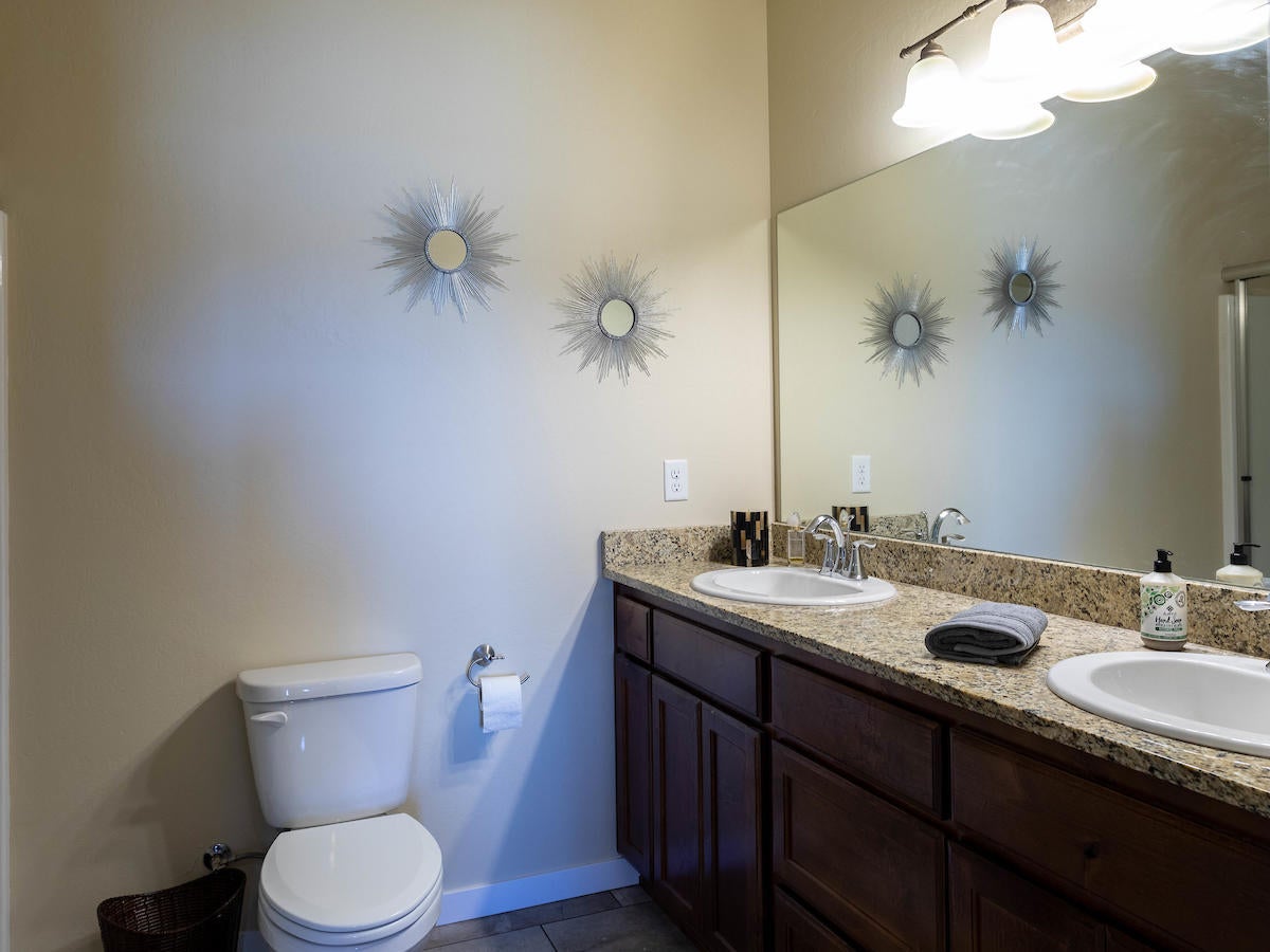 1318 Poppy Ridge Drive Eagle Point, OR 97524 - Photo 18 of 35 19