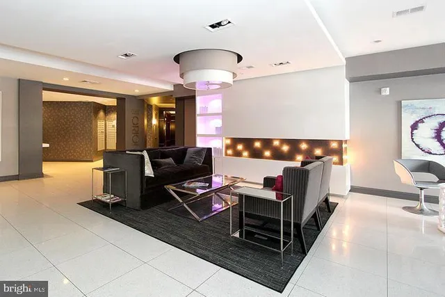 $2,150 | 8005 13th Street, Unit 201, Silver Spring, MD 20910