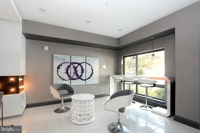 $2,150 | 8005 13th Street, Unit 201, Silver Spring, MD 20910