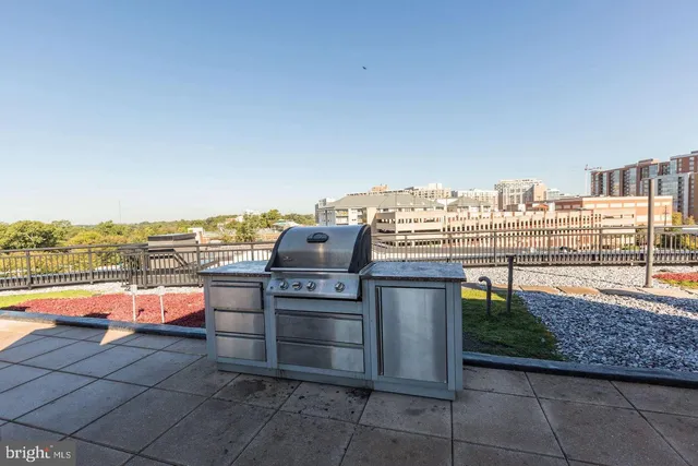 $2,150 | 8005 13th Street, Unit 201, Silver Spring, MD 20910