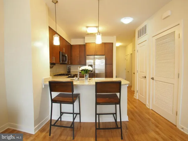 $2,150 | 8005 13th Street, Unit 201, Silver Spring, MD 20910