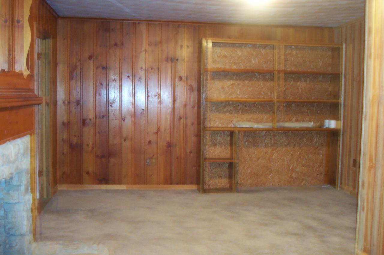 1801 Mountain Valley Road Vinton, VA 24179 - Photo 4 of 10 Family room