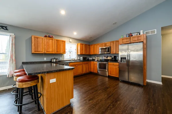 $540,000 | 3045 Little Glendora Road, Buchanan, MI 49107