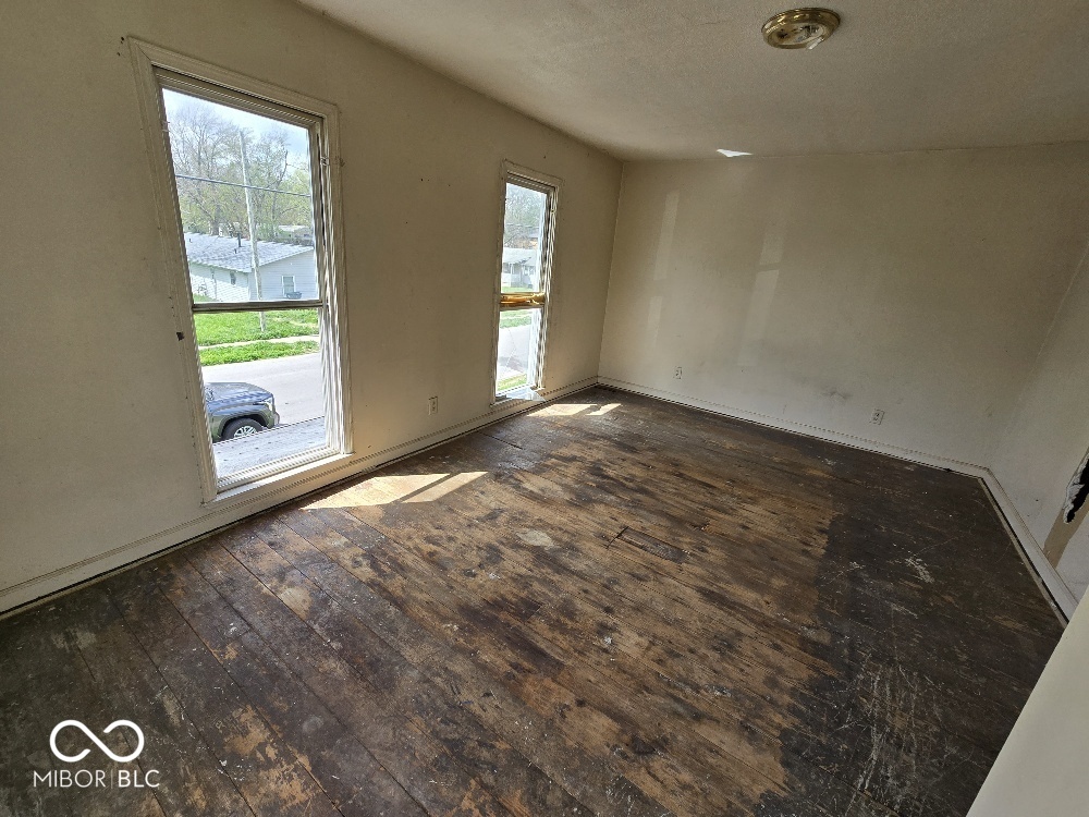 1310 Locust Street Anderson, IN 46016 - Photo 11 of 11