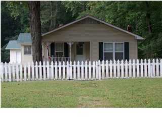 714 Roberts Mill Road Hixson, TN 37343 - Photo 1 of 9 Primary Photo