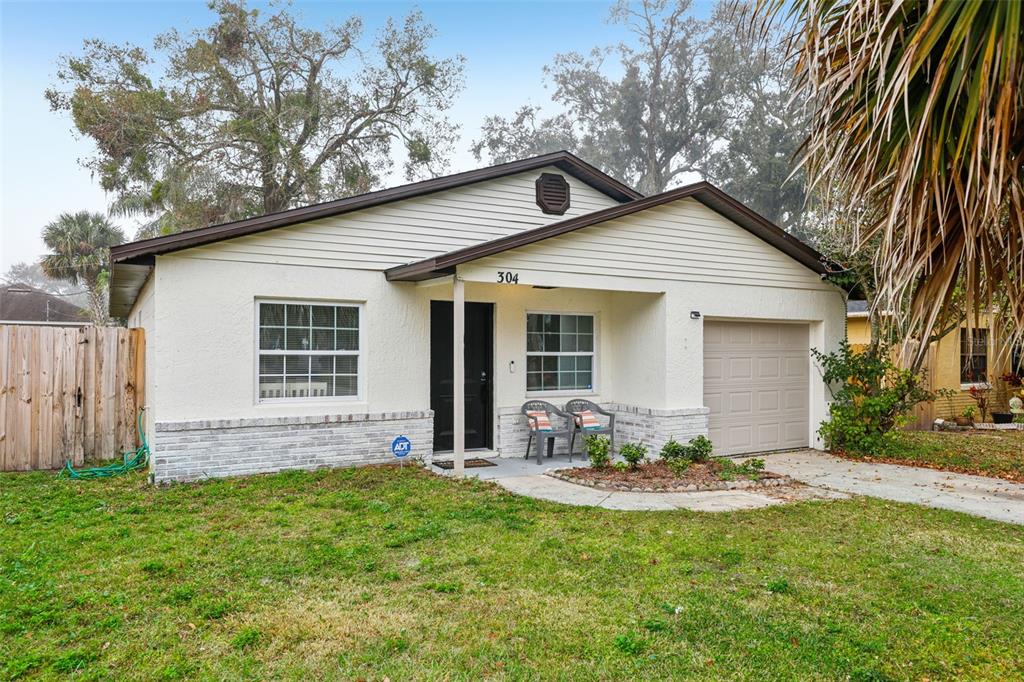304 Dover Street Orlando, FL 32811 - Photo 2 of 32
