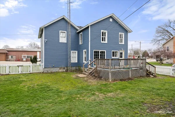 $240,000 | 107 East Comanche Avenue, Shabbona, IL 60550