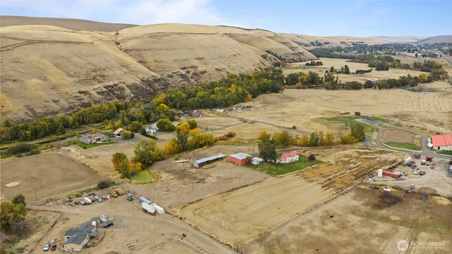 $695,000 | 109 Cold Spring Lane, Dayton, WA 99328