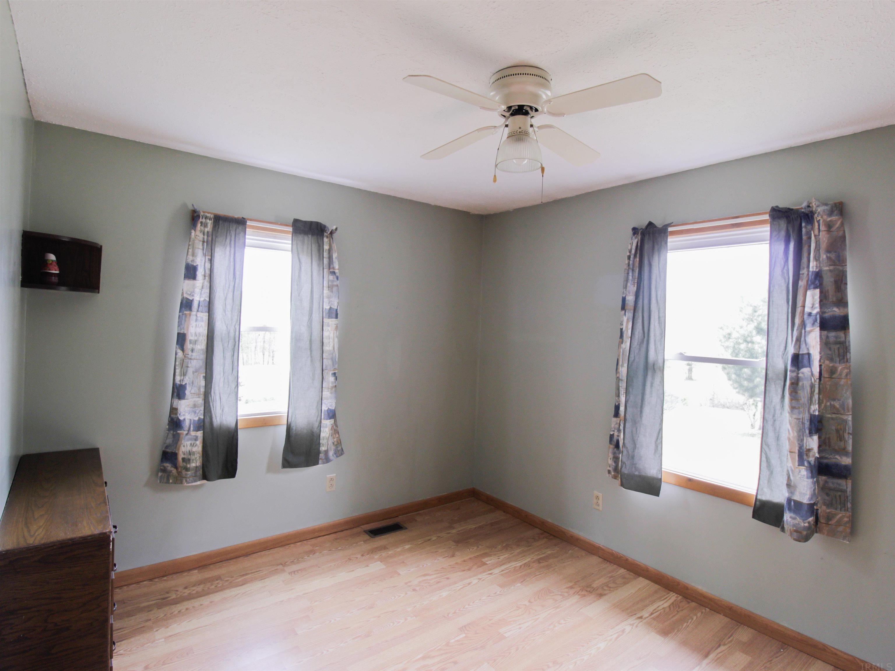 337 Pea Ridge Road Spencer, IN 47460 - Photo 11 of 34