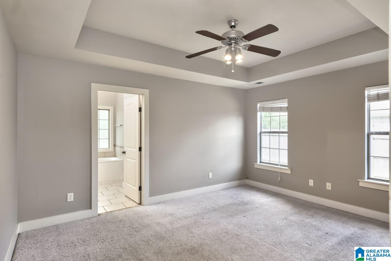 134 Falling Waters Lane Alabaster, AL 35114 - Photo 15 of 28