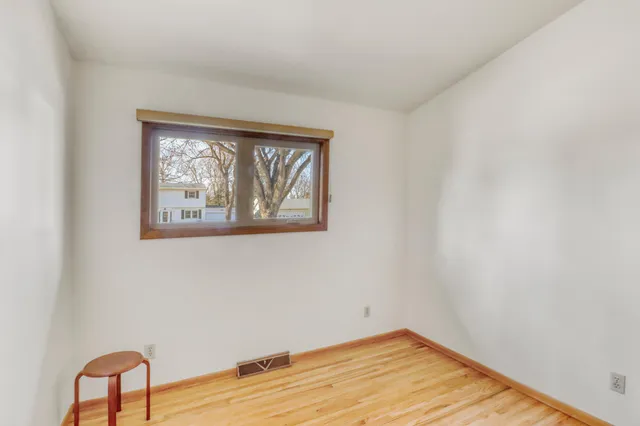 $250,000 | 530 Cedar Lane, Moorhead, MN 56560